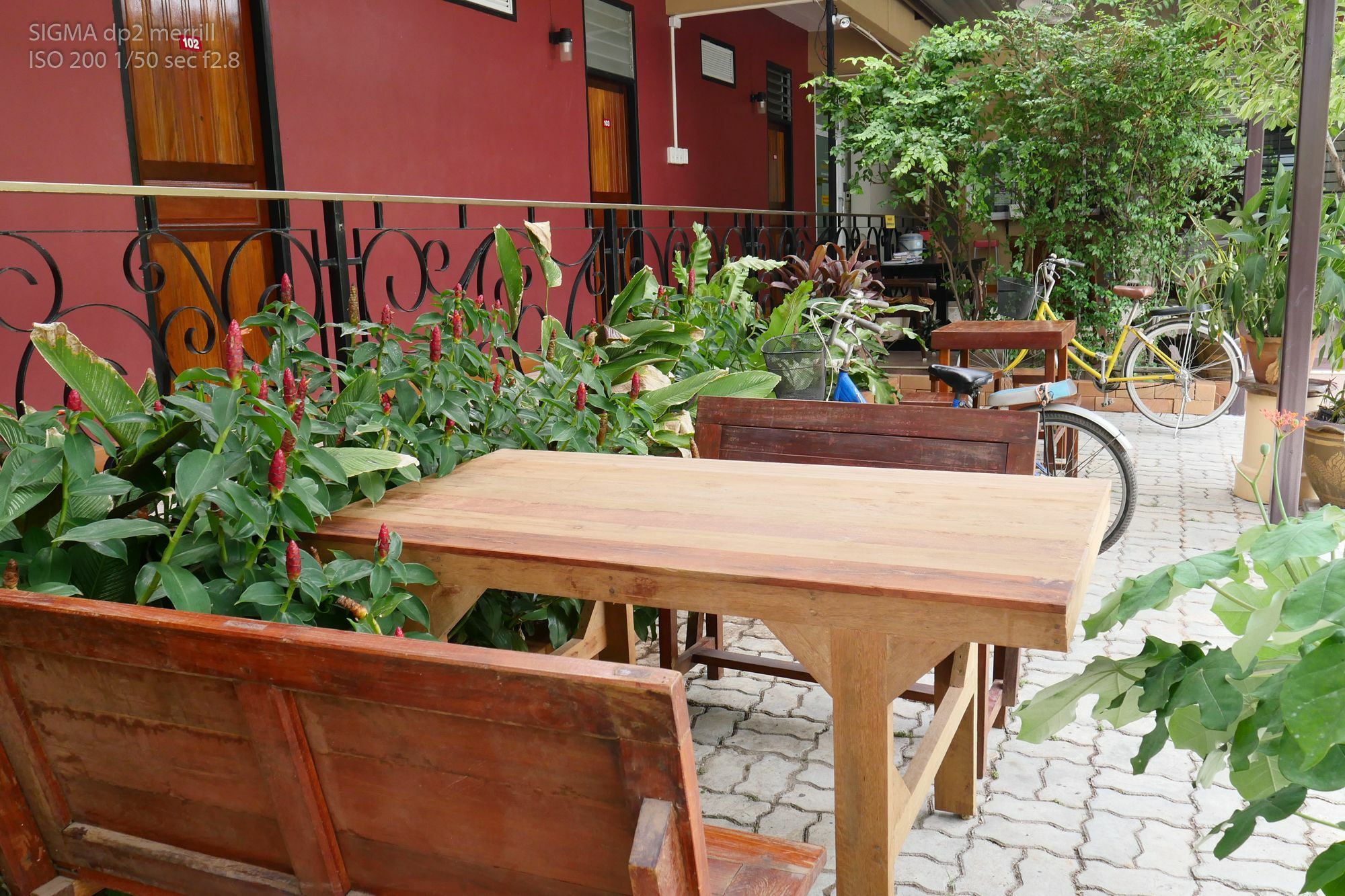 Pakdee House Hotel Удон Тани Екстериор снимка