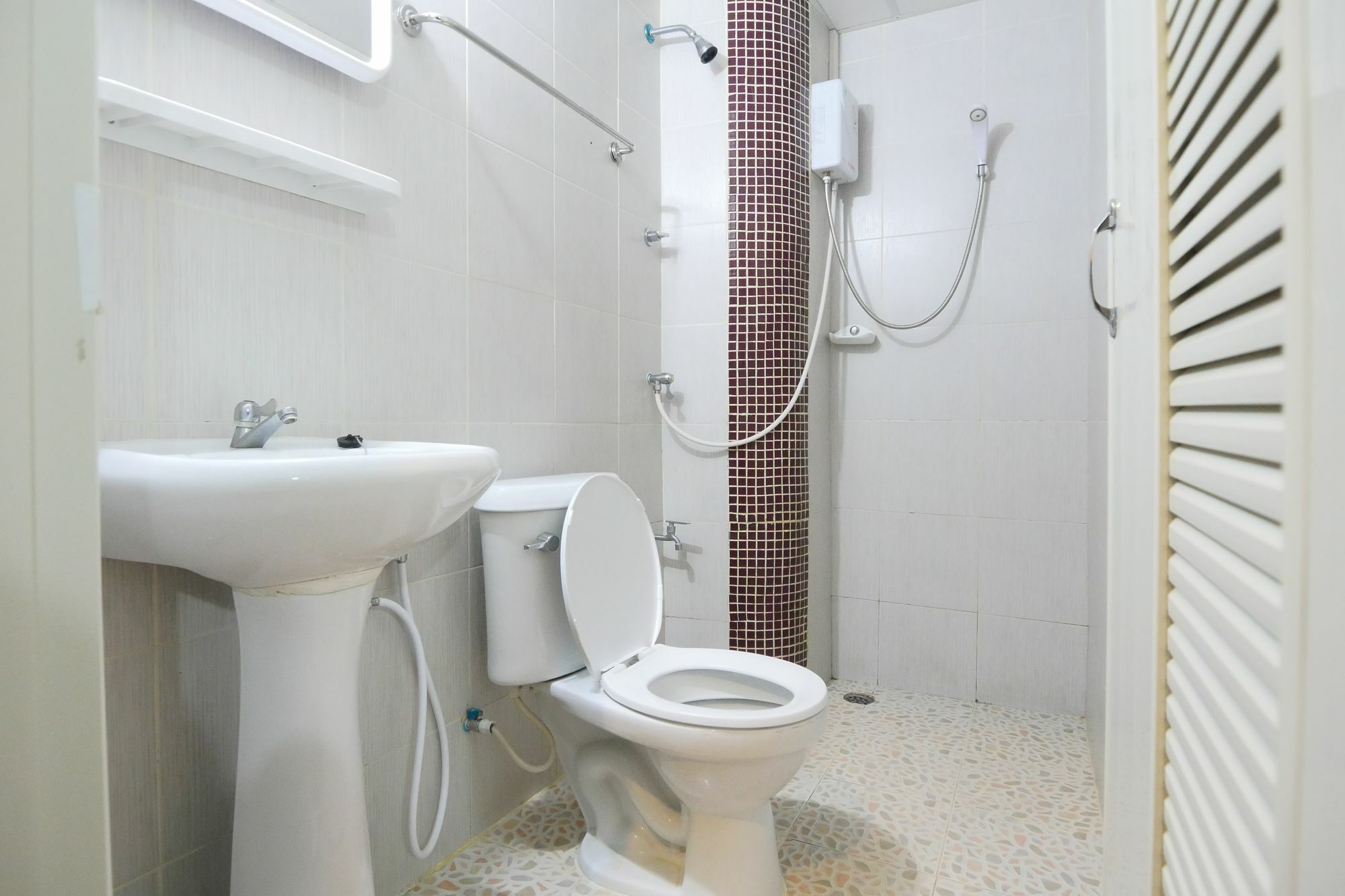 Pakdee House Hotel Удон Тани Екстериор снимка